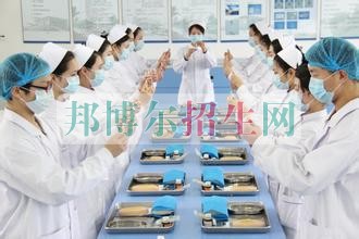 高中畢業讀中專