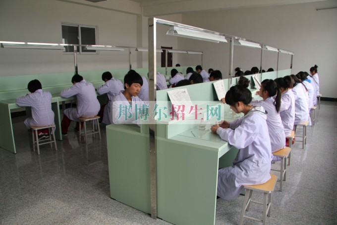 哪個大專學校藥劑專業好