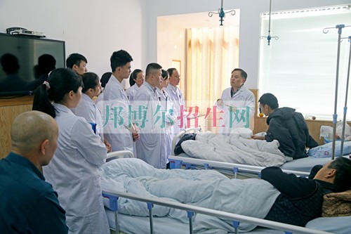 300分能上臨床醫學嗎