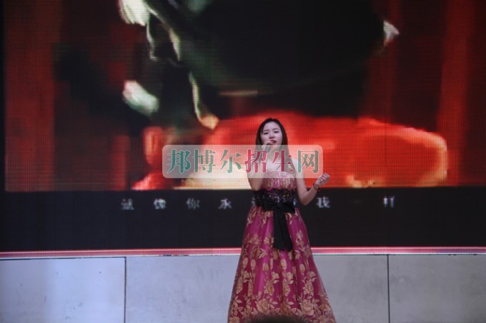 天府新區成人中等專業學校“美好新區，千年廣都”