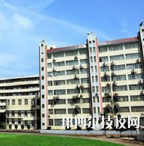 重慶航運旅游學校2020年報名條件、招生要求、招生對象