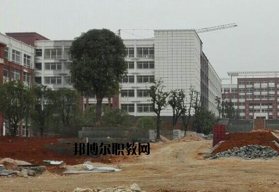 松桃苗族自治中等職業(yè)學(xué)校2020年報(bào)名條件、招生要求、招生對象