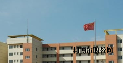 承德華中管理中專(zhuān)學(xué)校2020年報(bào)名條件、招生要求、招生對(duì)象 