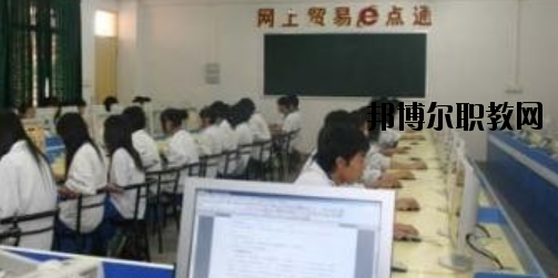 石家莊北方計(jì)算機(jī)中等專(zhuān)業(yè)學(xué)校2020年報(bào)名條件、招生要求、招生對(duì)象 