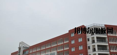 桂東衛(wèi)生學(xué)校2020年報(bào)名條件、招生要求、招生對(duì)象 
