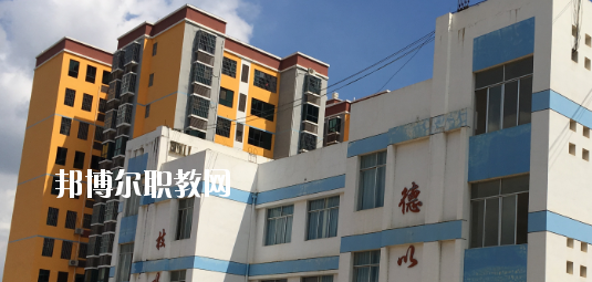 扶綏縣職業(yè)技術(shù)學校2020年招生簡章