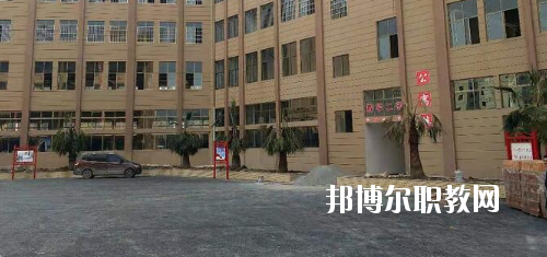 貴州航空工業(yè)技師學(xué)院樂灣校區(qū)怎么樣、好不好