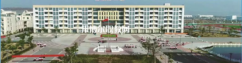 霍山職業學校2021年報名條件、招生要求、招生對象