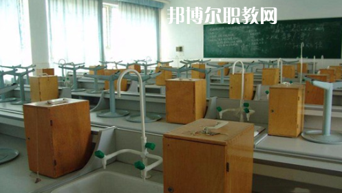 臨泉縣靖波信息技術(shù)學校2021年報名條件、招生要求、招生對象 