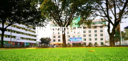 德陽(yáng)應(yīng)用技術(shù)職業(yè)學(xué)校2022年報(bào)名條件、招生要求、招生對(duì)象