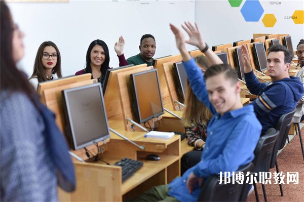 湖南哪里的中職學校能讀計算機技術專業