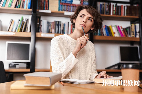 廣東哪里的中職學校能讀醫學檢驗技術專業